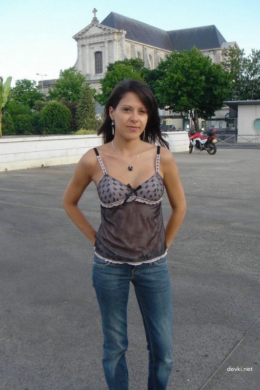 Explicit Amateur Lesbians Licking Each Other's Pussies - XXX Photos