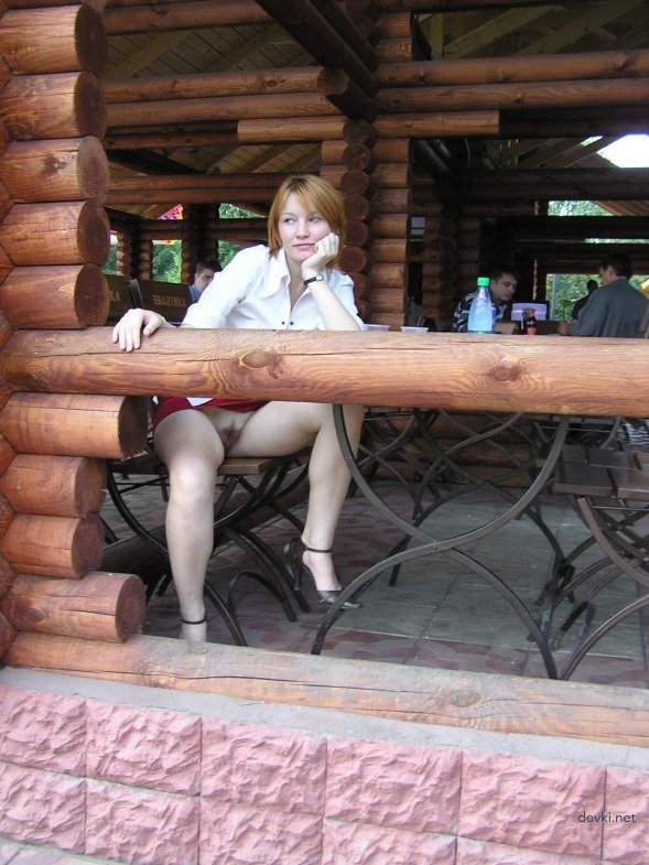 Topless Girls Without Panties: Explicit Amateur Porn Photos