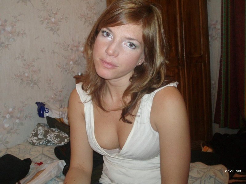 Unshaven Young Wife Refuses to Shave Pussy - Amateur Porn Photo