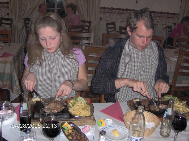 Amateur Girl's Explicit Flash Drive Photos - Uncensored XXX Pics