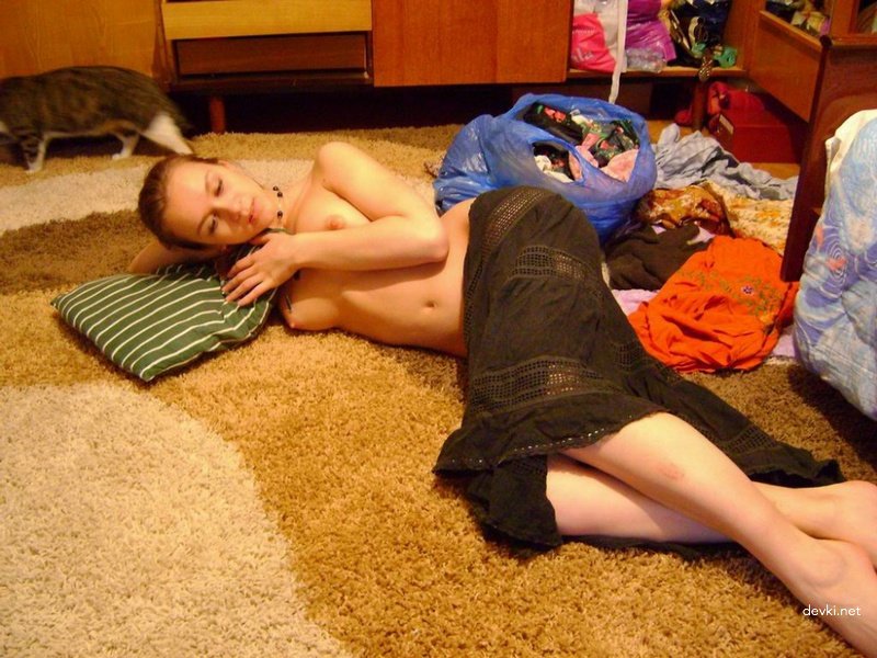 Amateur Babe Goes All Out for Her Lover - Explicit Homemade Photo