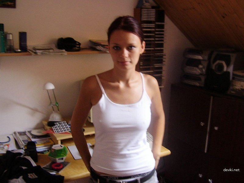 Amateur Porn Pics: Hot Girl's Private Collection of Explicit Photos