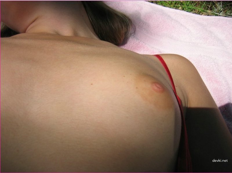 Wild Outdoor Fuck: Explicit Amateur Porn Photo Shoot