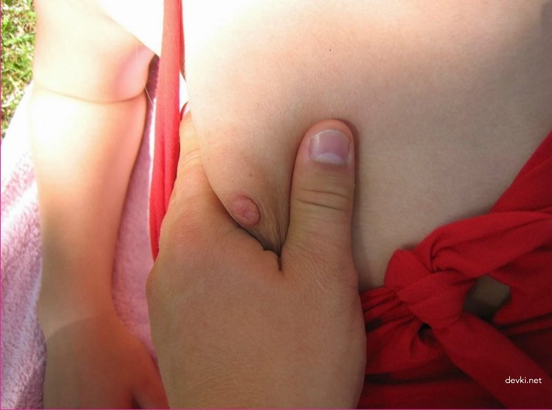 Wild Outdoor Fuck: Explicit Amateur Porn Photo Shoot