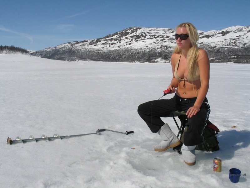 26-Year-Old Amateur Girl's Explicit Homemade Porn Pics