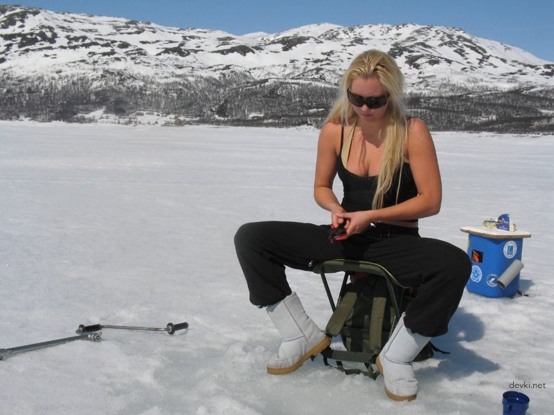 26-Year-Old Amateur Girl's Explicit Homemade Porn Pics