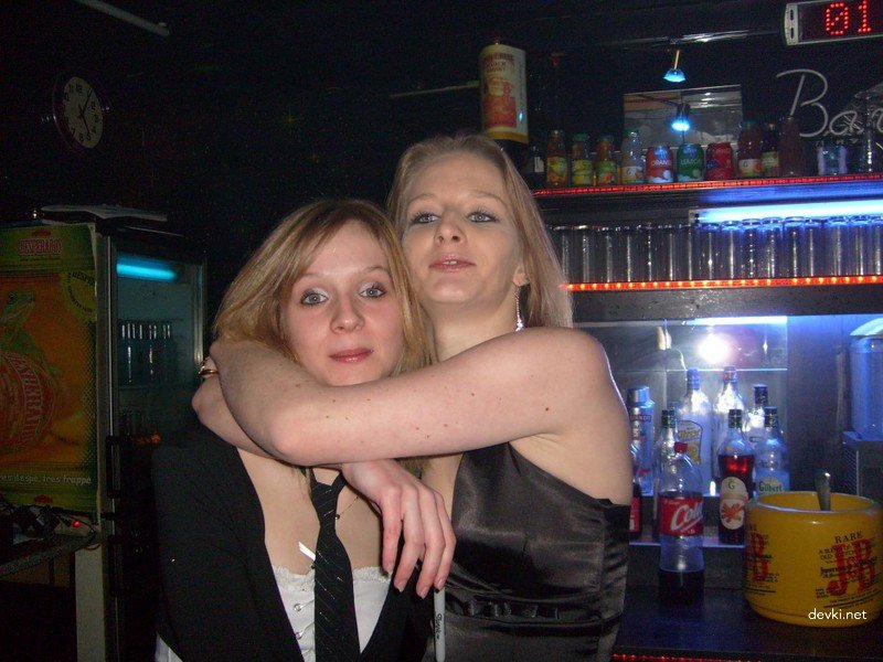 Hot Amateur Babe Gets Fucked After First Date - Explicit Homemade Porn