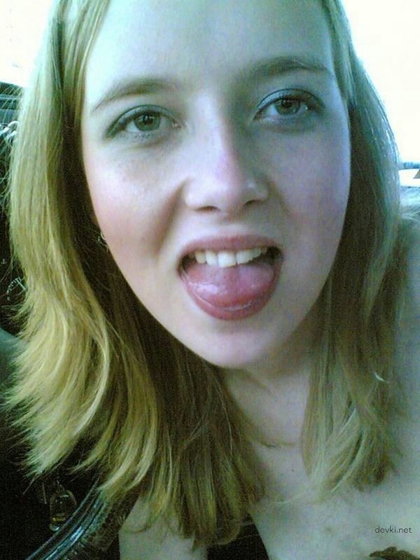 Mistress Sucking Cock in Car - Amateur Porn Photo