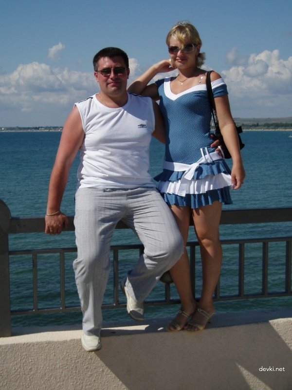 Explicit Amateur Sex Photos: Young Couple's Private Bedroom Action