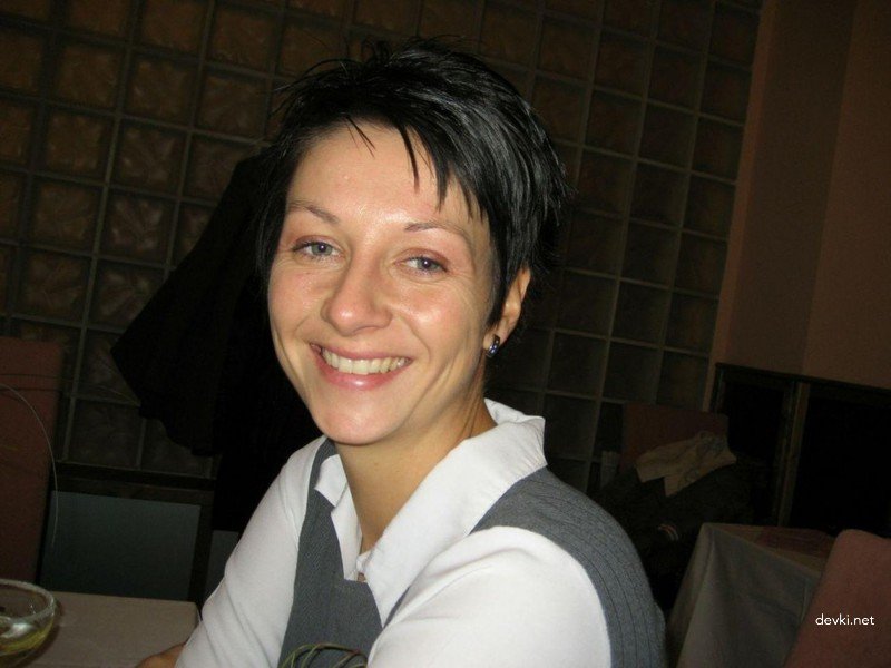 Hot Amateur Babes' Steamy Business Trip Ends in Erotic Encounter