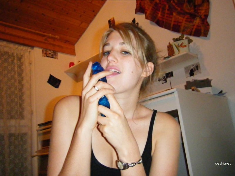 First Time Caught Fucking on Camera - Explicit Amateur Porn Photos