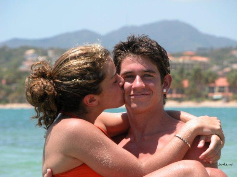 Newlyweds' Honeymoon Amateur Porn Pics: Steamy Explicit Content!