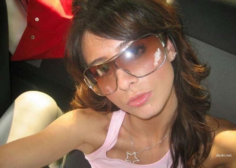 Sexy American Slut Amateur Porn Pics: Hot and Explicit!