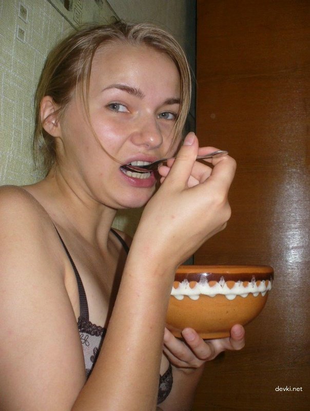 Hot Amateur Cumshot on Girlfriend's Tits - Explicit Homemade Porn