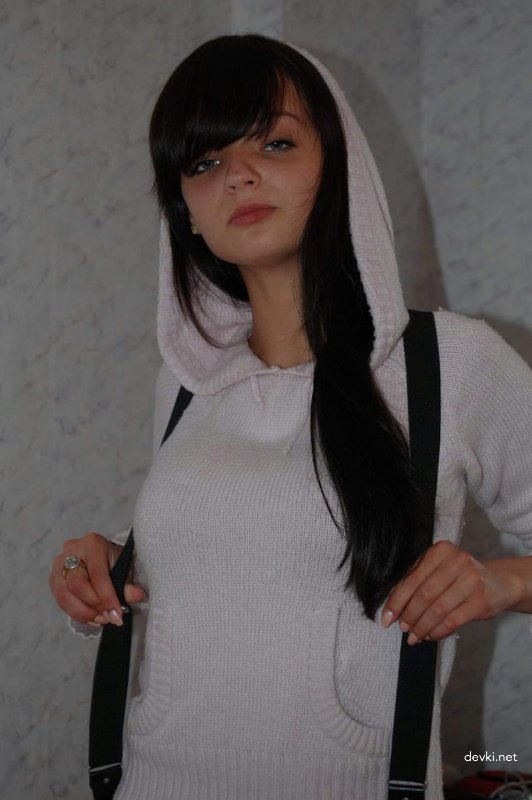 Private Pics of Cute Girl - Explicit Amateur Photos