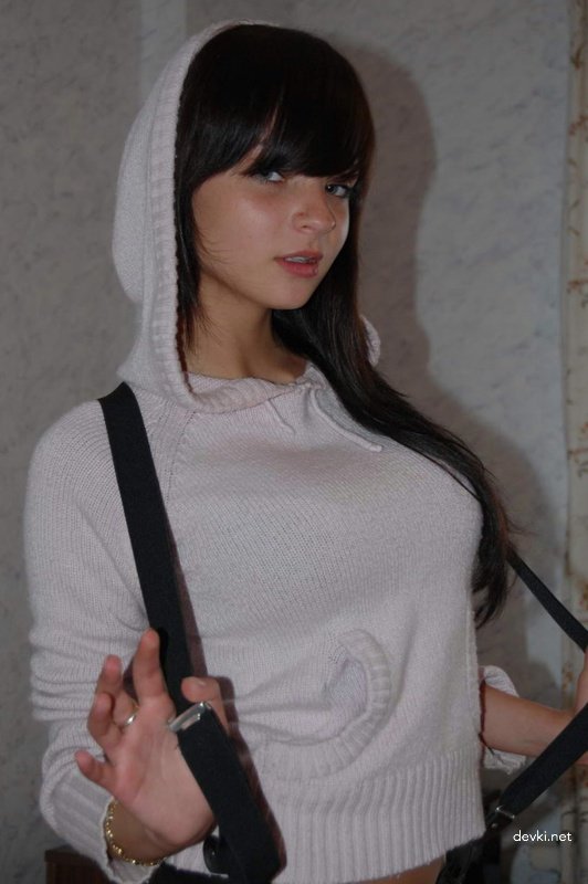 Private Pics of Cute Girl - Explicit Amateur Photos