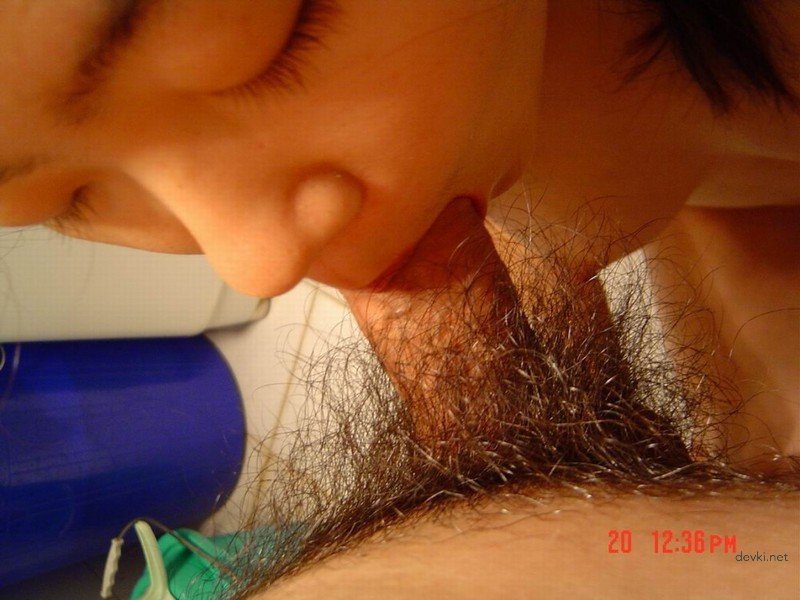 Hot Asian Babe Gives Blowjob to Boyfriend - Explicit Amateur Porn Photo