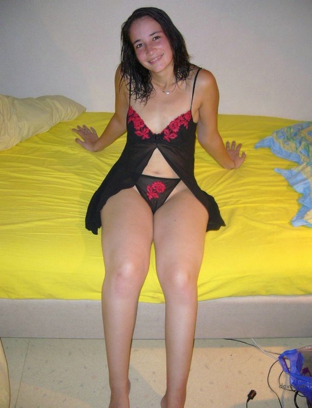 Young couple's secret kinky amateur porn photos: Explicit and wild perversions.