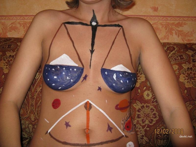 Spicing Up Their Ordinary Sex Life with Amateur Porn Photos