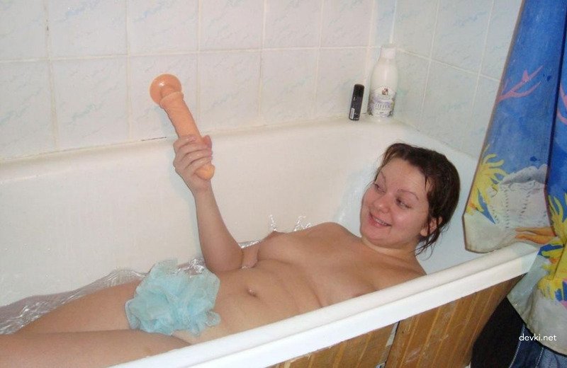 Rural Girl Gives It All - Explicit Amateur Porn Photos