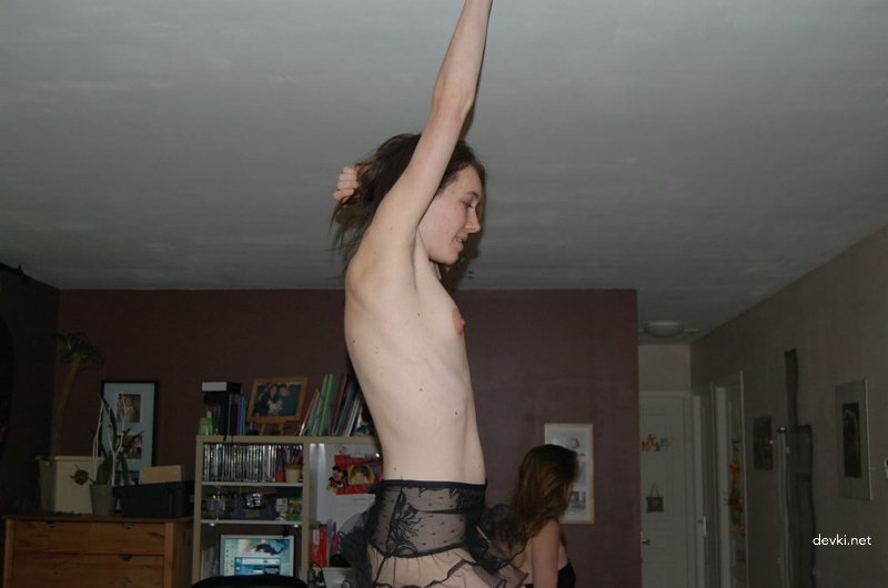 Hot Girls Light Up Sex: Amateur Porn Photo Collection