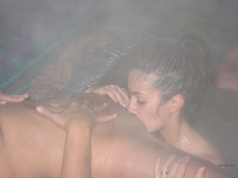 Sauna Slut Orgy: Hot Amateur Porn Photos of Whores in Action