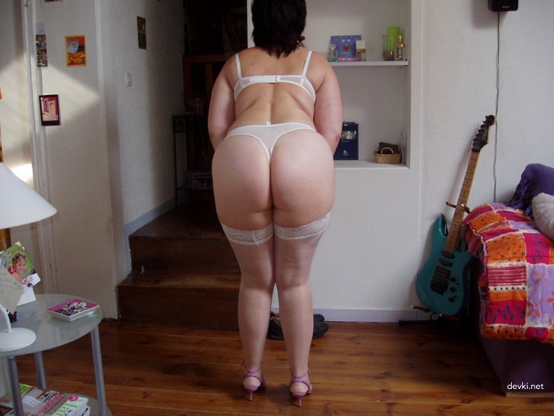 Dumped Girlfriend's Nude Pics Leaked: Amateur Porn Exposed