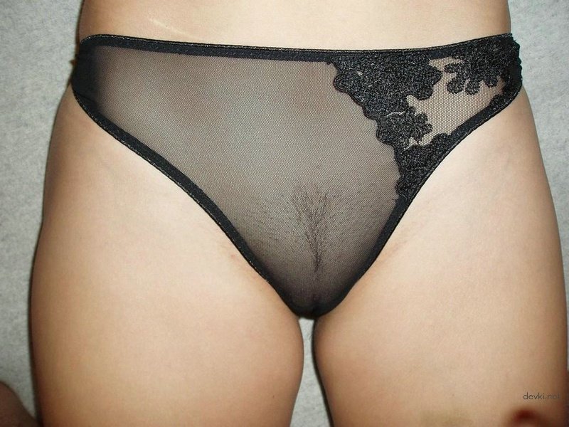 Hot Vacation Sex: Amateur Couple Gets Naughty in Explicit Porn Photos