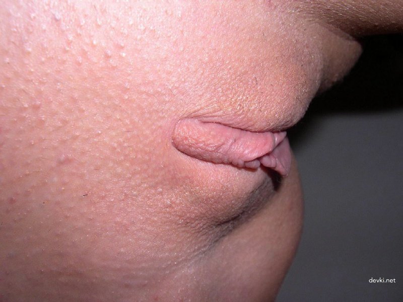 Newlywed Amateur Couple's Explicit Honeymoon Photos