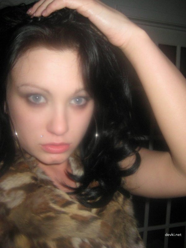 Money-Hungry Young Babe Gets Fucked for Cash in Amateur Porn