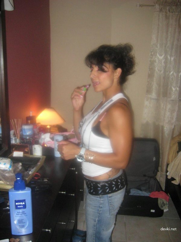 Money-Hungry Young Babe Gets Fucked for Cash in Amateur Porn