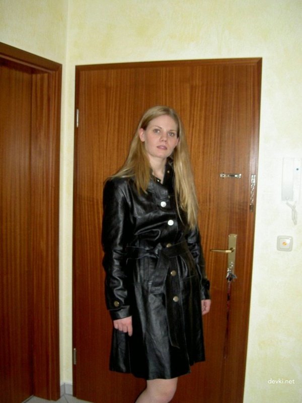 Extreme Facial Cumshot - Amateur Porn Photo Collection