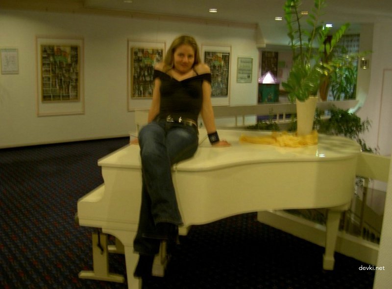 Extreme Facial Cumshot - Amateur Porn Photo Collection