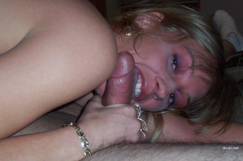 Amateur Girlfriend Sucks Cock - Explicit Homemade Porn