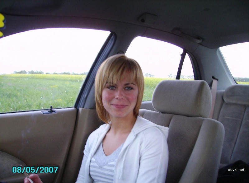 Rural Girl Seduced for Hardcore Fuck - Amateur Porn Photo