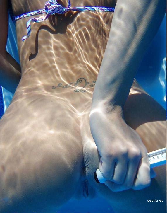Underwater Fear Challenge: Amateur Attempt at Conquering Water Phobia