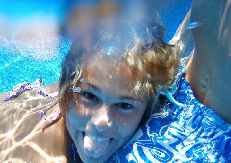 Underwater Fear Challenge: Amateur Attempt at Conquering Water Phobia