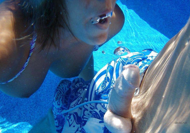 Underwater Fear Challenge: Amateur Attempt at Conquering Water Phobia
