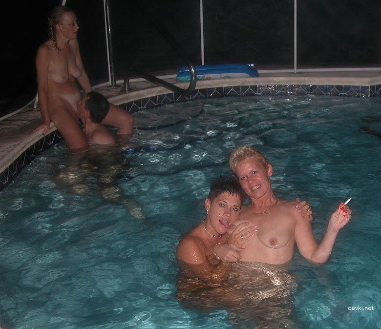 Hot Wife Swap: Amateur Couples Exchange Wives in Explicit Porn Photos