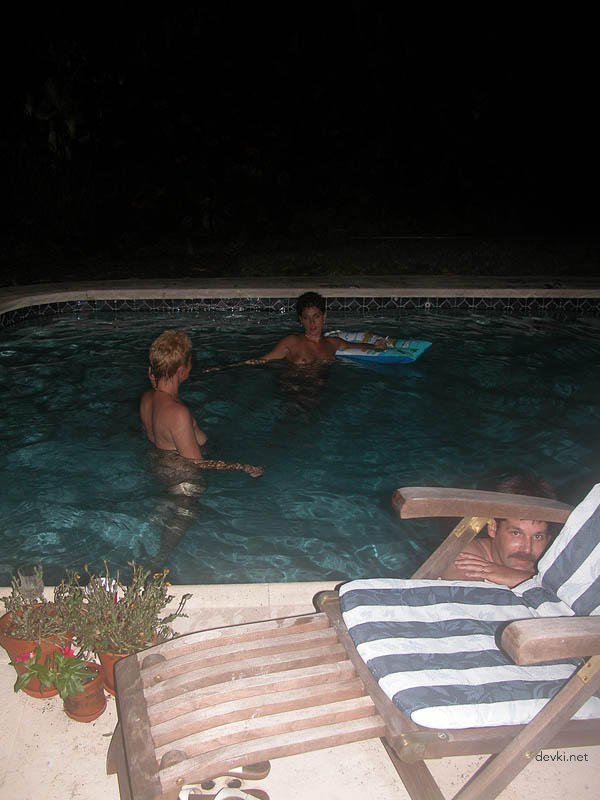 Hot Wife Swap: Amateur Couples Exchange Wives in Explicit Porn Photos