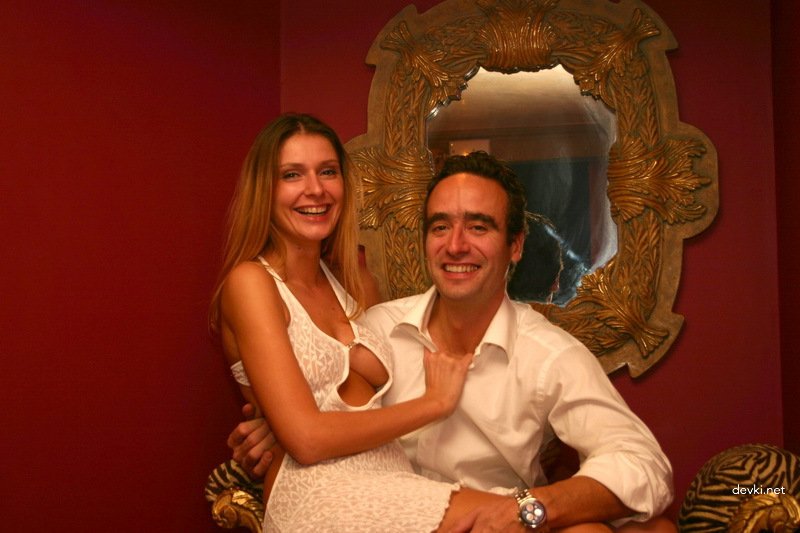 American Couple's Explicit Amateur Porn Photos - Hardcore Family Fun