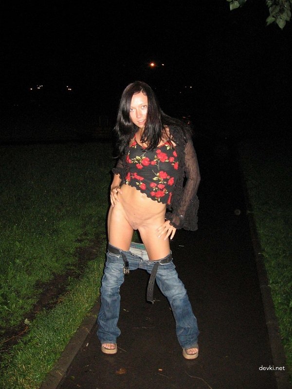 Explicit Amateur Brunette with Shaved Pussy Personal Sex Photos