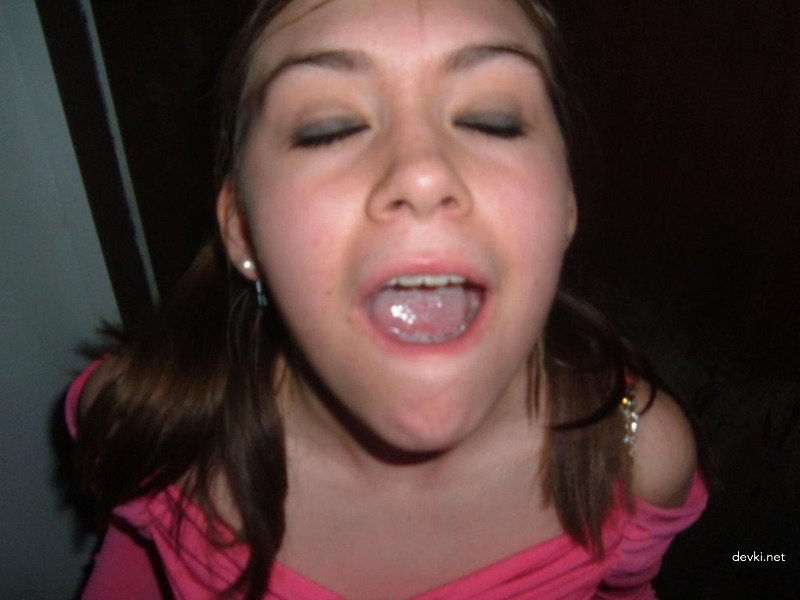 Amateur College Girl Swallows Cum - Explicit Blowjob Photo