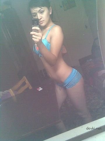 Sexy Girls Naked and Loving Sex: Explicit Amateur Porn Pics