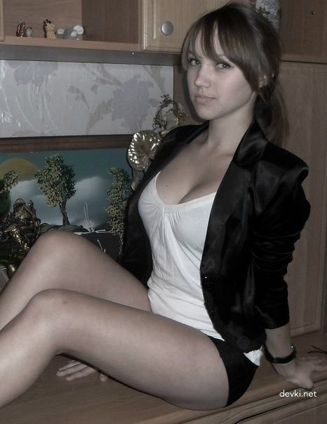 Sexy Girls Naked and Loving Sex: Explicit Amateur Porn Pics