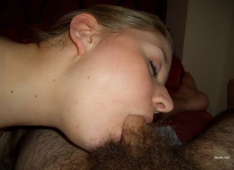 Home Anal for Sweet Girl: Explicit Amateur Porn Photo