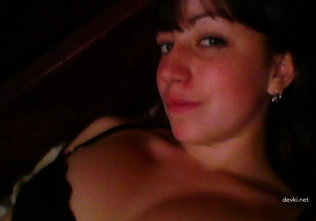 Hot Blowjob by Sexy Amateur Babe - Explicit Oral Sex Photos