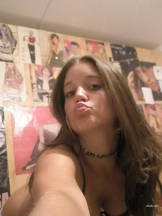 Hot Amateur Girl Sex Photos - Explicit XXX Pics for Adults Only