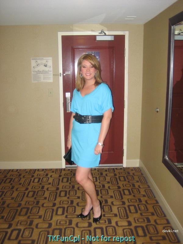 Amateur Slut Masturbates: Hot Self-Pleasure Photos