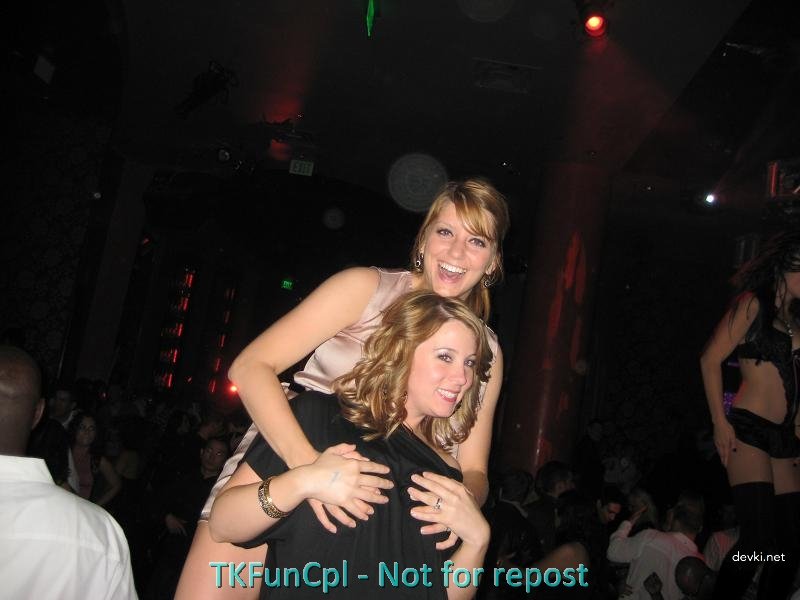 Amateur Slut Masturbates: Hot Self-Pleasure Photos